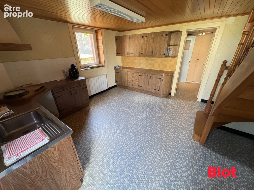 Maison 67 m² à Chevaigne  - photo 4