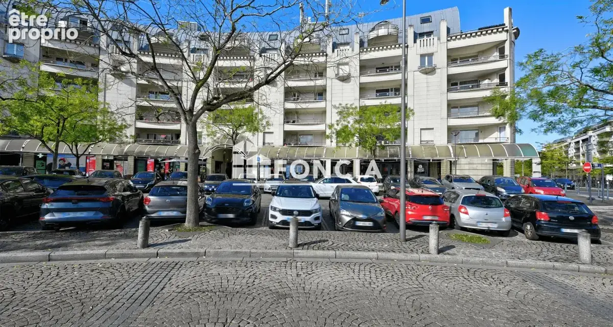 Cergy le haut - face gare – balcon plein sud – 64 m² - parking sous sol - photo 1