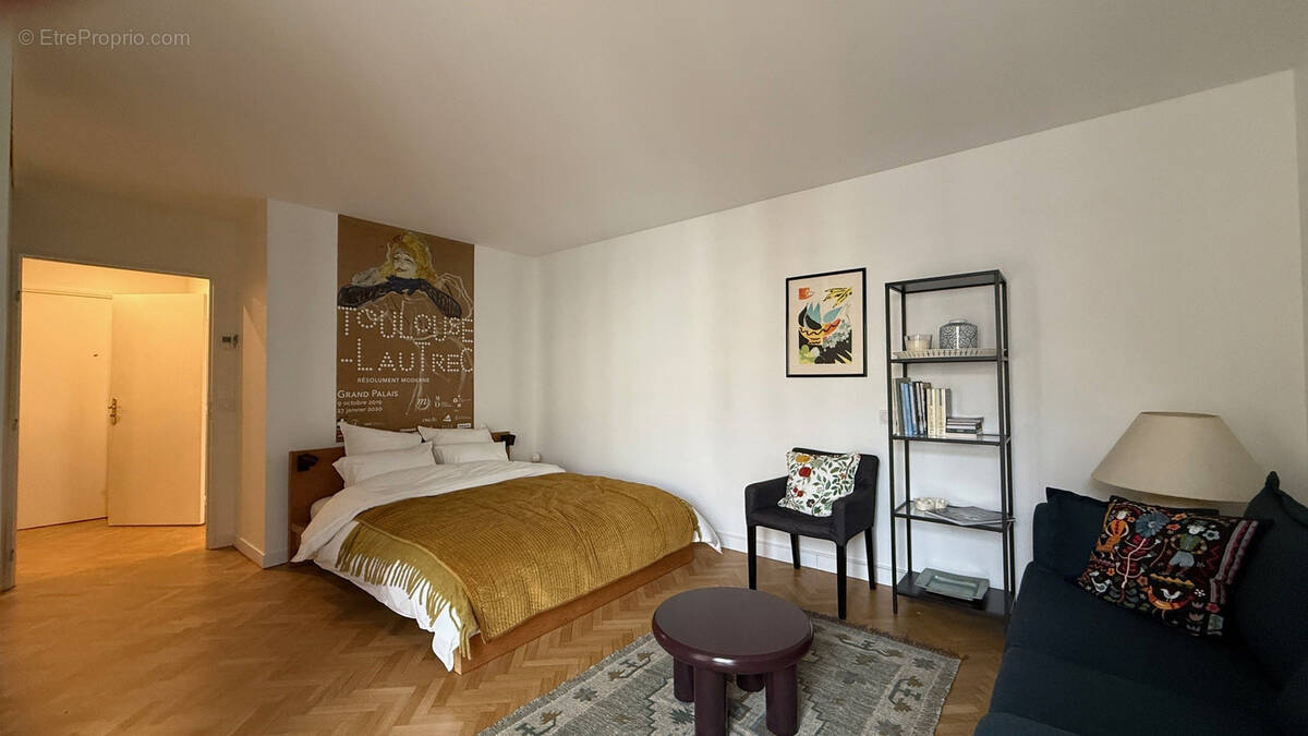 Appartement à ISSY-LES-MOULINEAUX