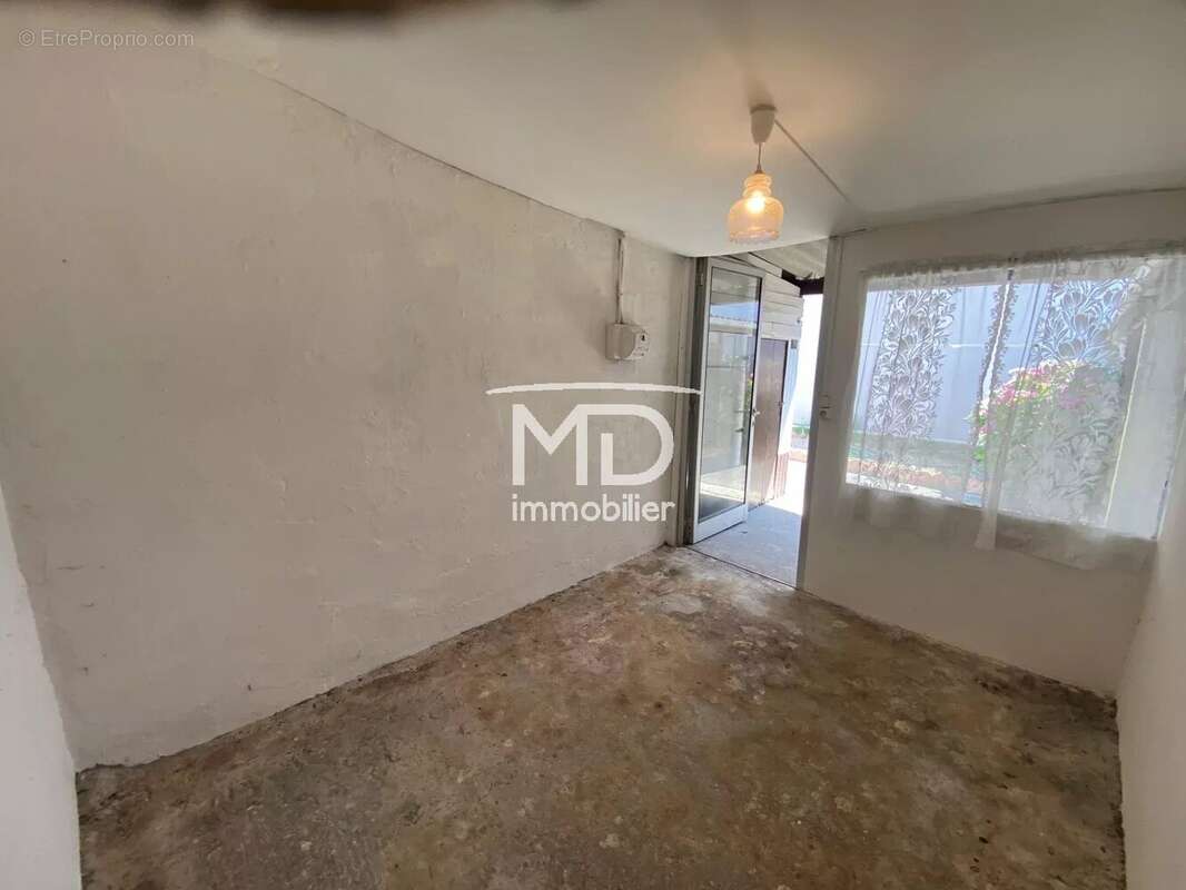 Evreux saint michel - maison t4 avec dependances - photo 18