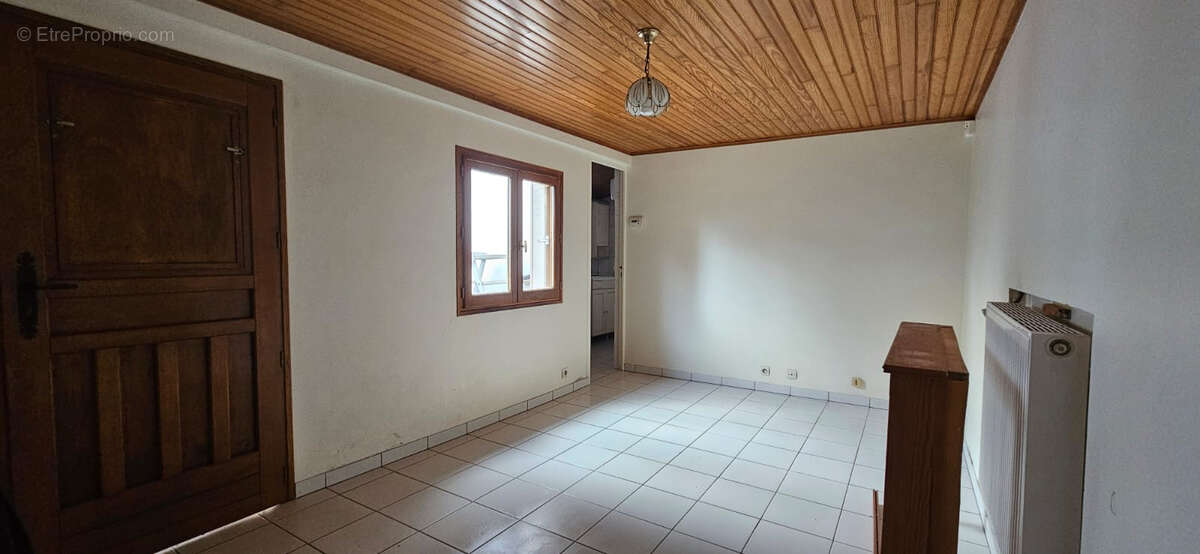 Maison à SARTROUVILLE