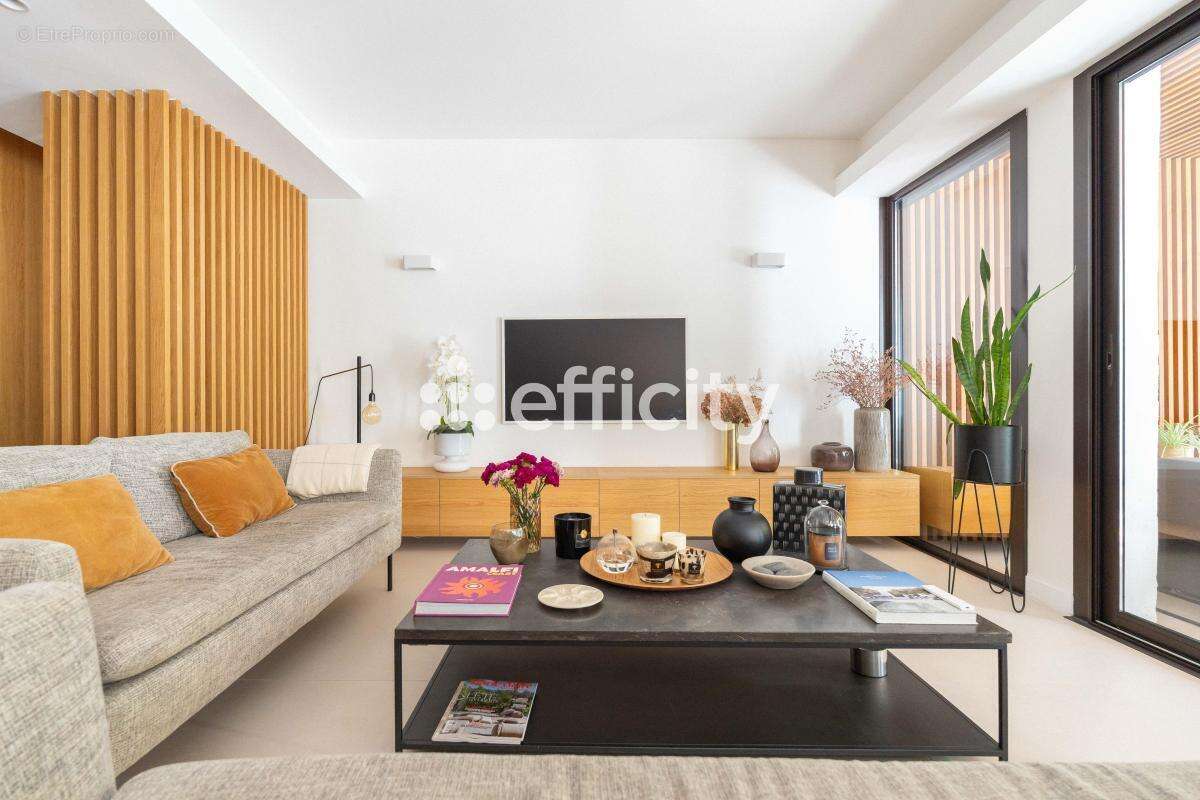 Appartement à MARSEILLE-8E