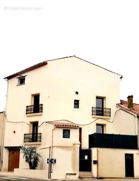 Maison à CORNEILHAN
