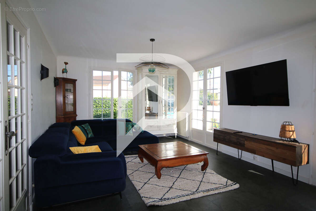 Maison à OLORON-SAINTE-MARIE