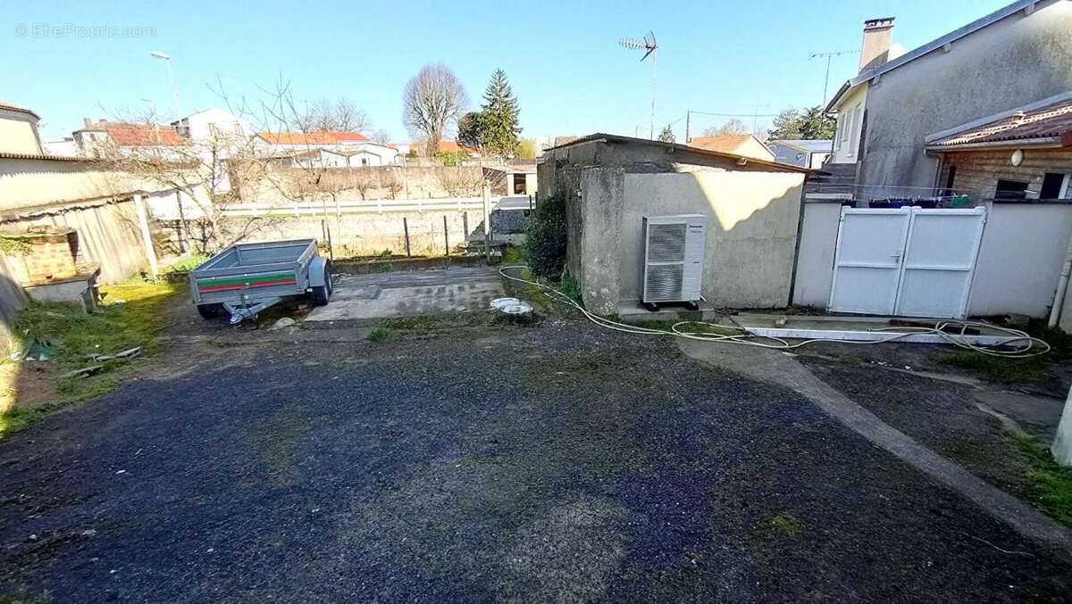 Maison à MAULEON