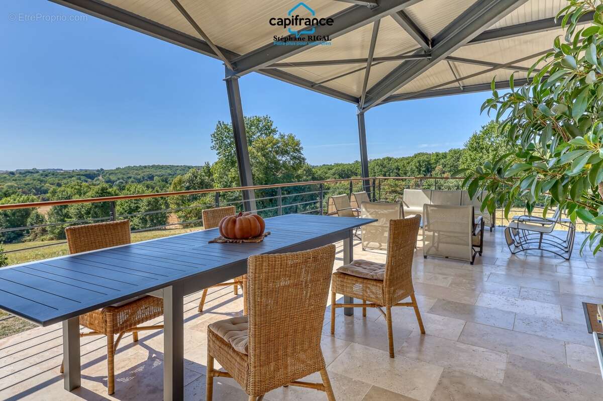 Propriete à vendre 10 pièces proche de VILLEREAL (47) de 500m2 habitables et de 3,85 ha de terrain - photo 6
