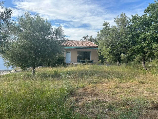 Maison à PERNES-LES-FONTAINES