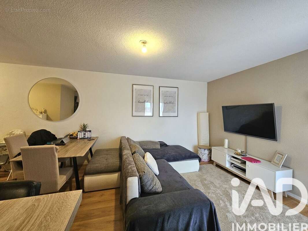 Photo 2 - Appartement à GOND-PONTOUVRE