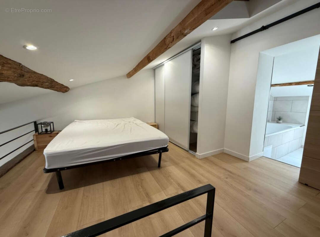 Appartement à AIX-EN-PROVENCE