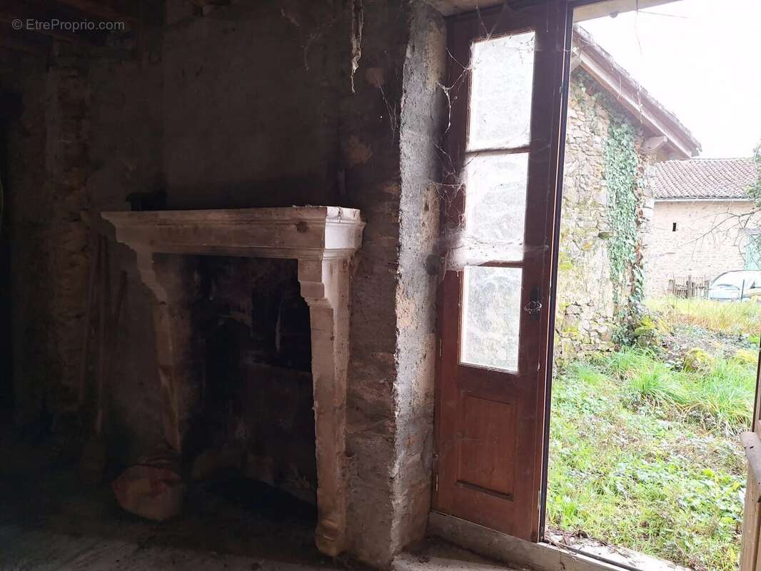Maison à ROUSSINES