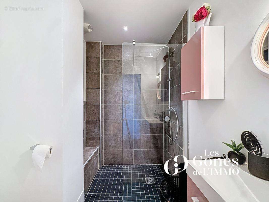 Appartement à LYON-7E