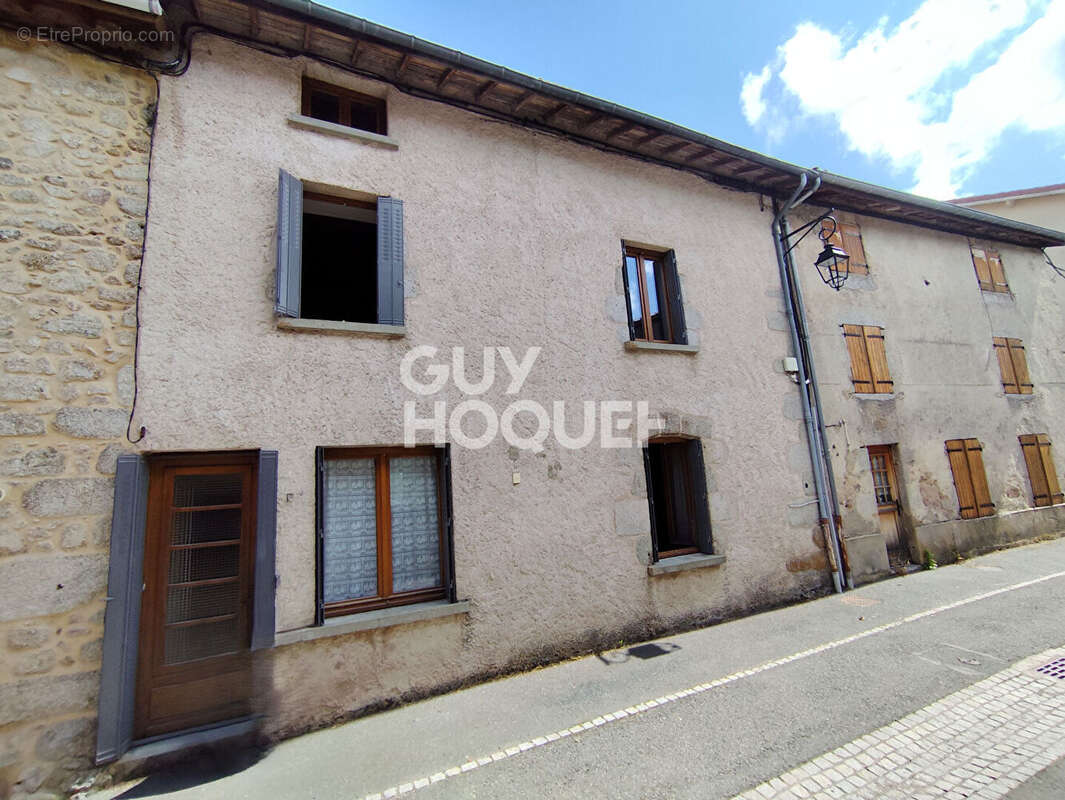 Maison à NOIRETABLE