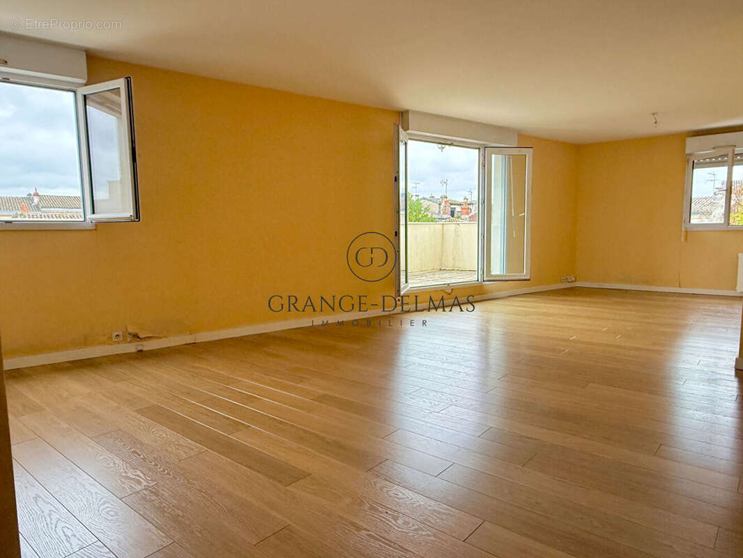 Appartement à BORDEAUX
