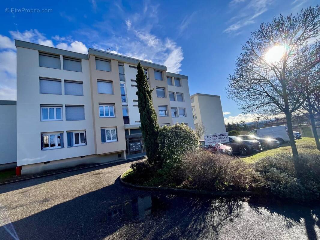 Appartement à IRIGNY