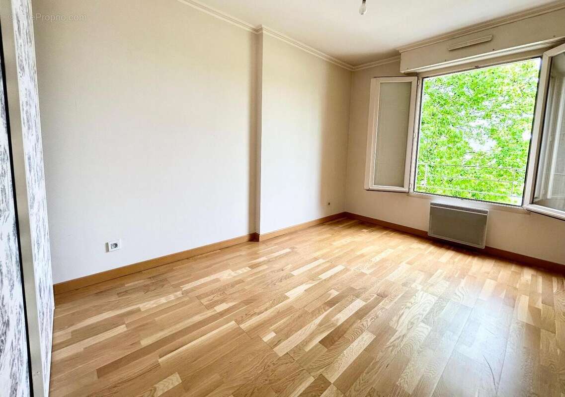 Appartement 100 m² à Angers  - photo 7