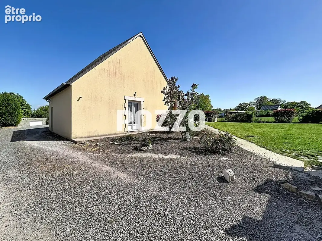 A 10 minutes de Saint lo, Maison  de type F 7 avec 195 m² habitables environ , vie de plain pied possible, garage , terrain 2398 - photo 15