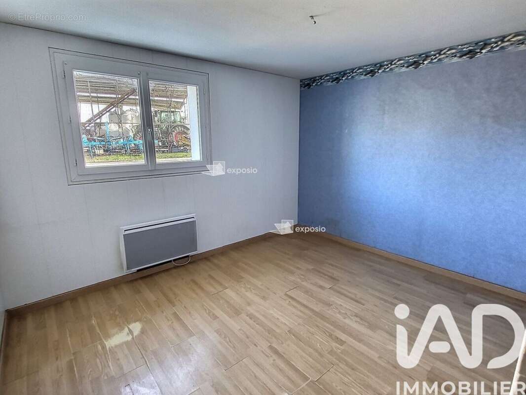 Photo 8 - Maison à SAUBRIGUES