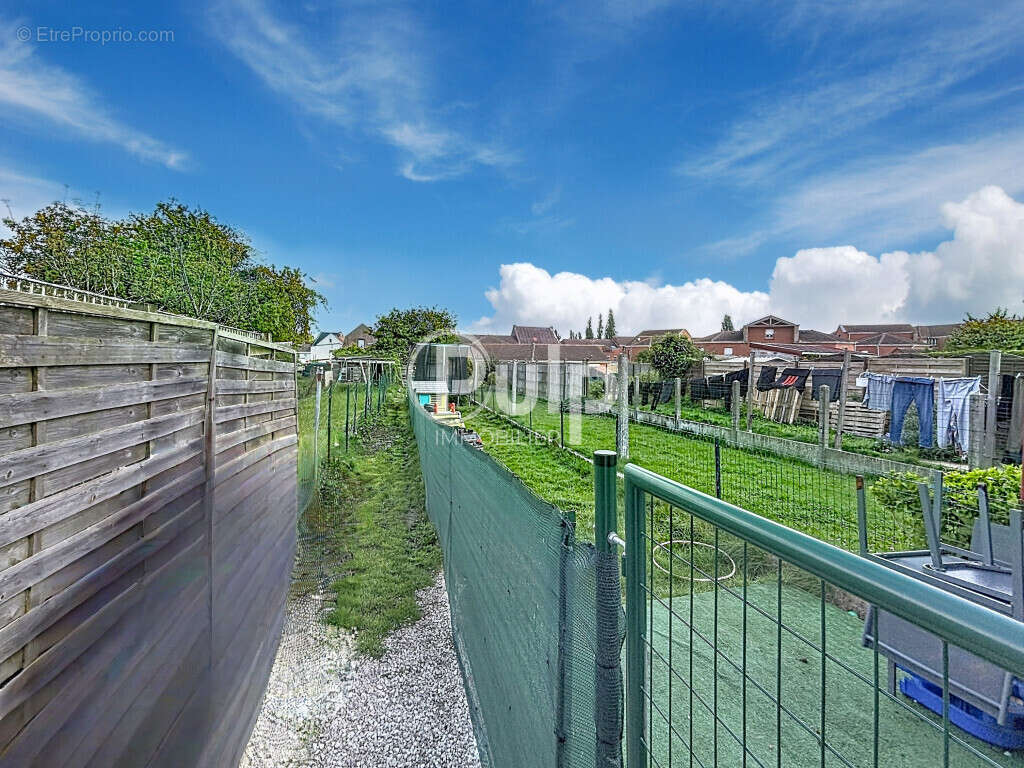 Maison à ANICHE