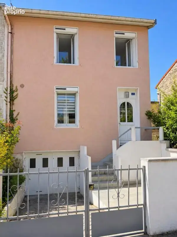 Maison en centre-ville, 5 chambres, garage et jardin clos - photo 12