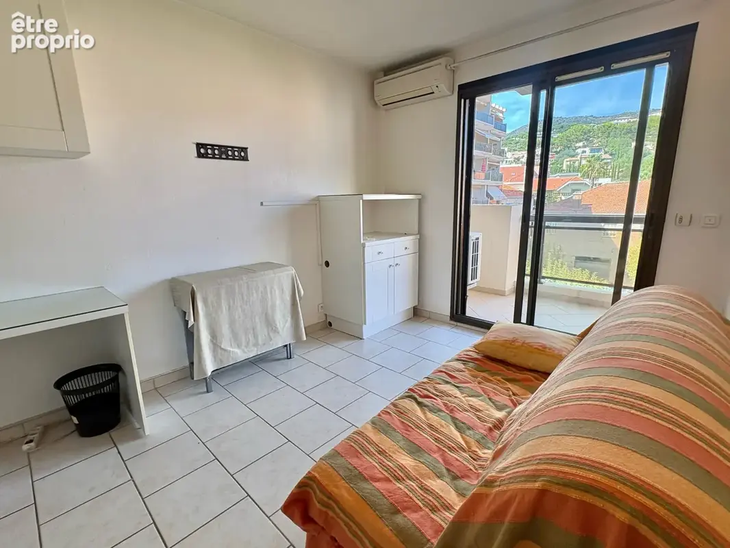 À VENDRE   T4 cabine en plein centre-ville du Lavandou - photo 13