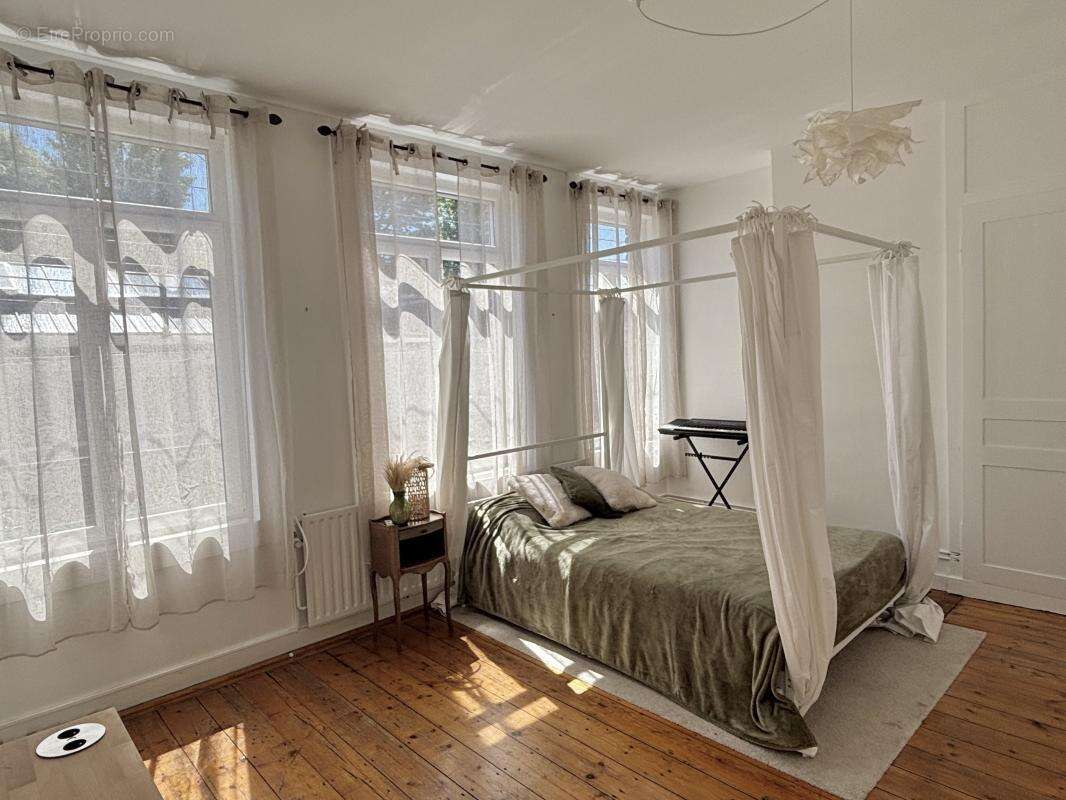 Maison à LA MADELEINE