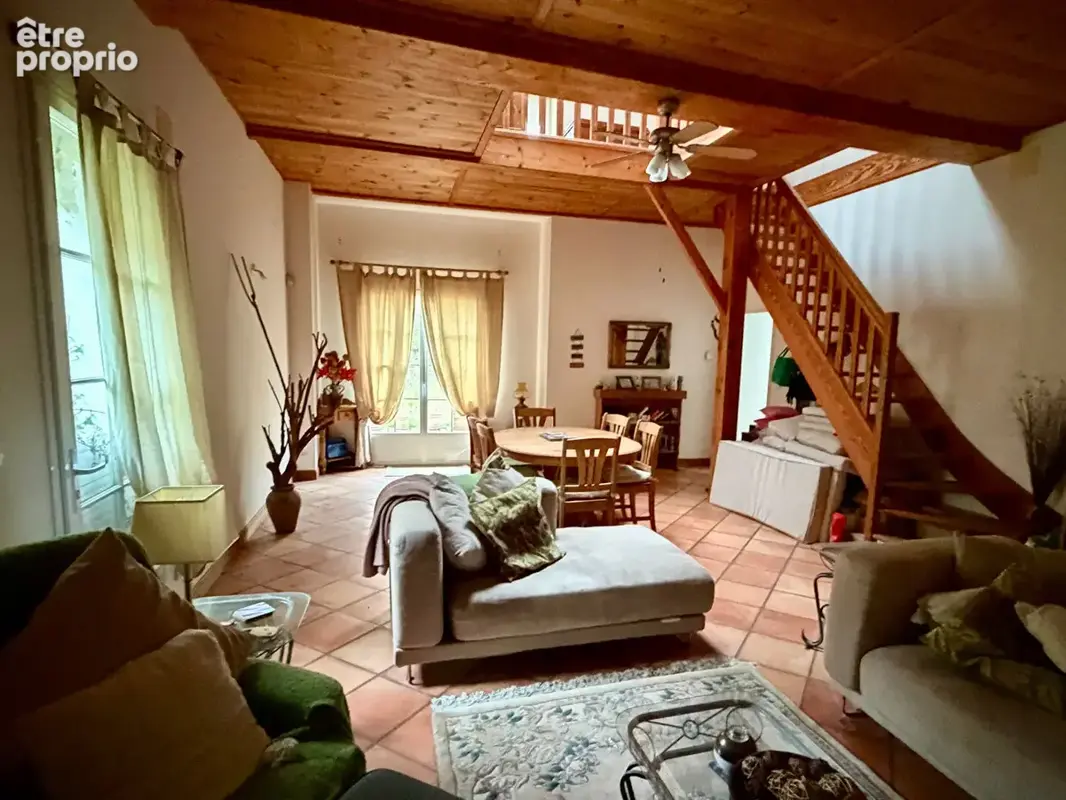Ensemble de 2 maisons habitables et une maison à rénovée - photo 10
