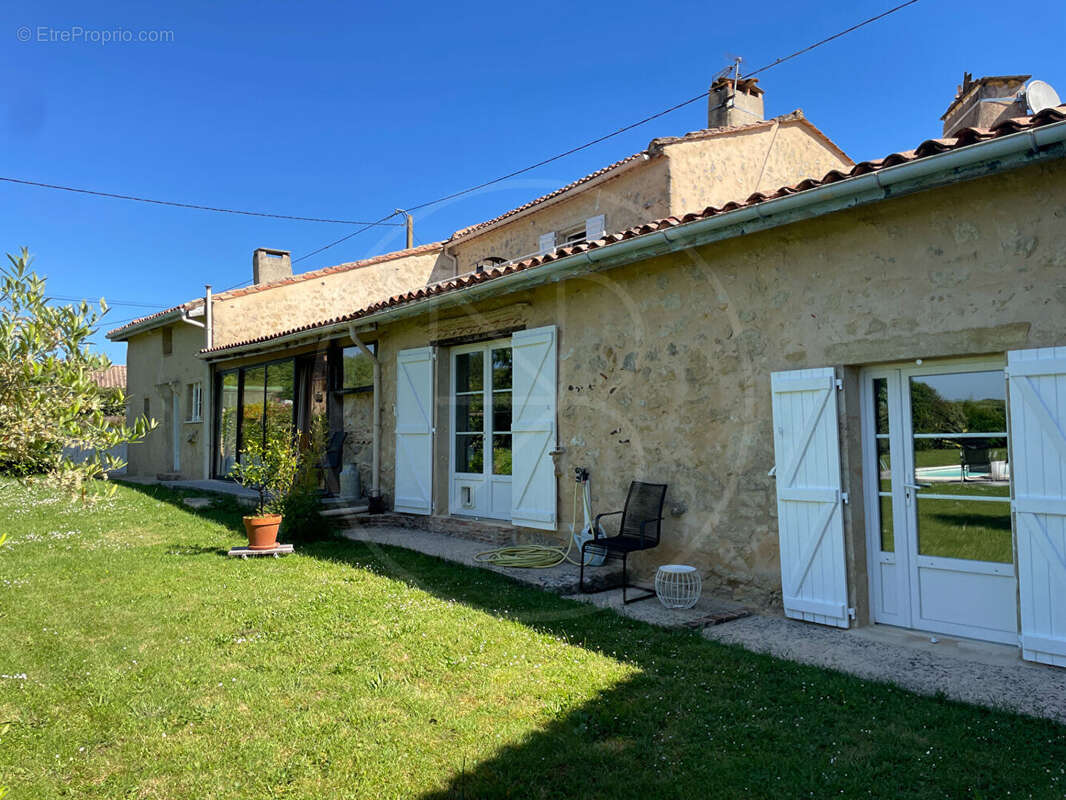 Maison à CADILLAC