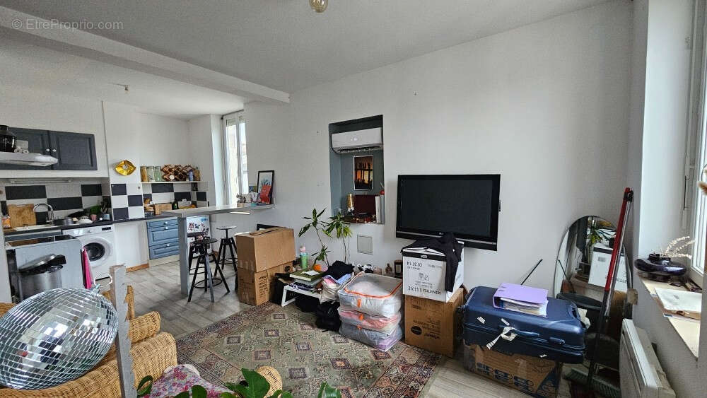 AGEN 47000 Immeuble  5 pièce(s) 108.55 m2 - photo 2
