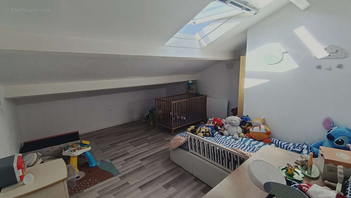 Maison à TONNAY-CHARENTE