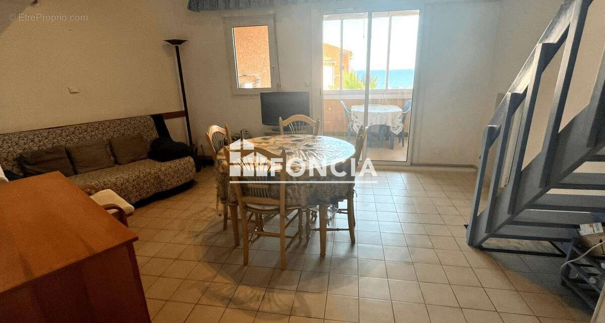 Appartement à LA LONDE-LES-MAURES