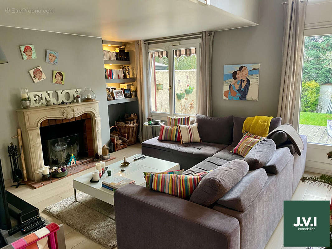 Maison à MONTMORENCY