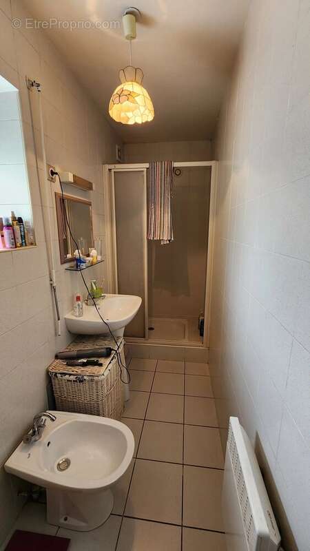 Appartement à NAY