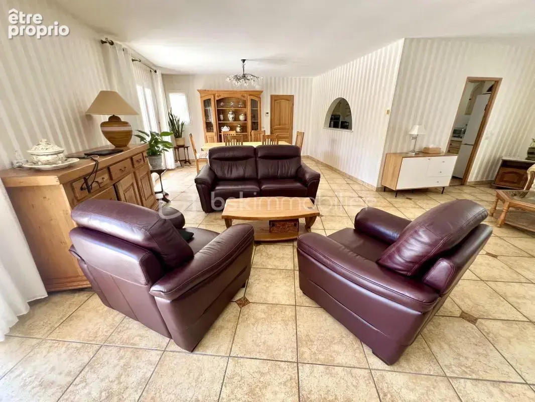 La Motte (83920) - Villa de plain pied - 4 Chambres - Piscine - photo 3