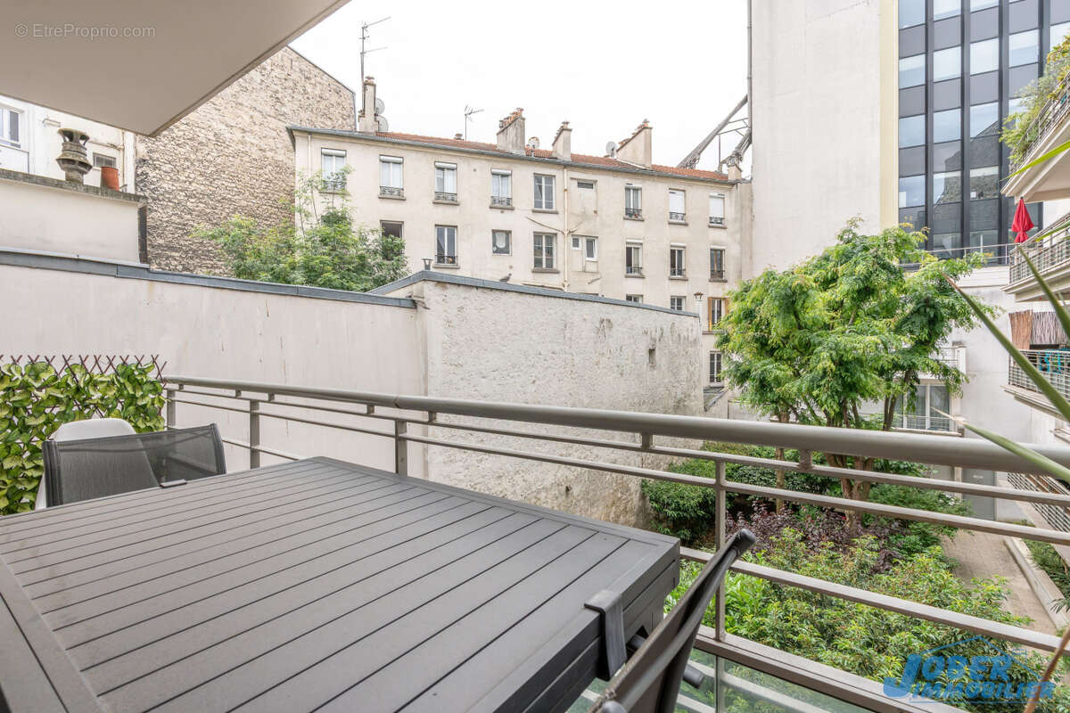 Appartement à PARIS-12E