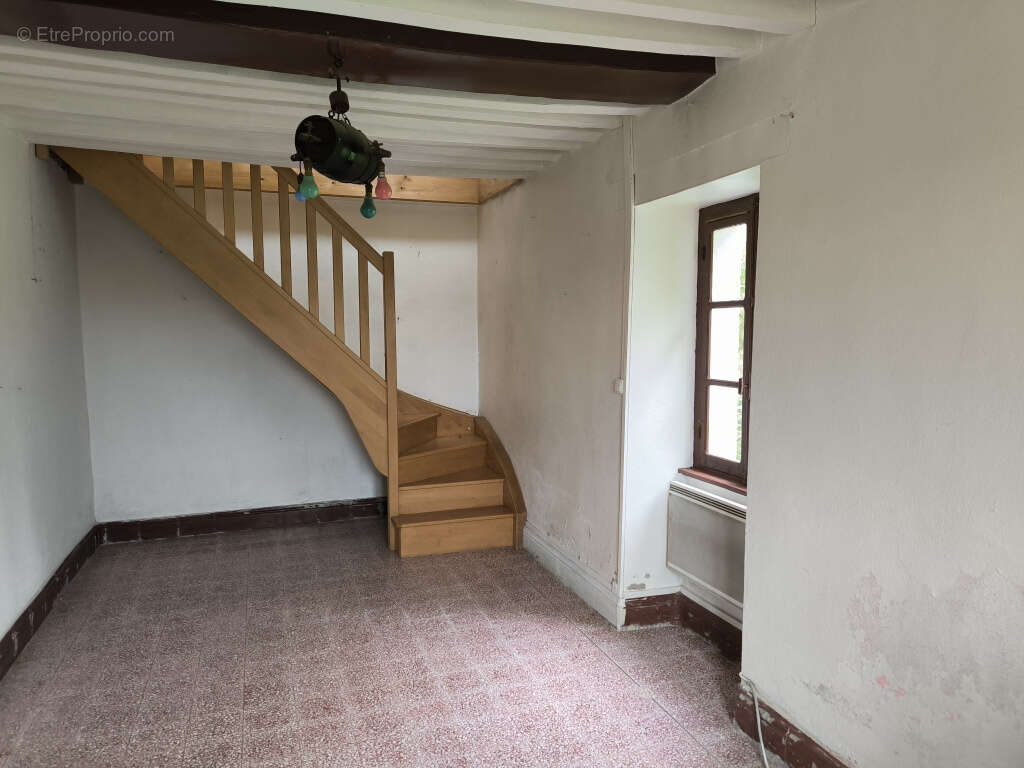 Maison à AUNAY-EN-BAZOIS