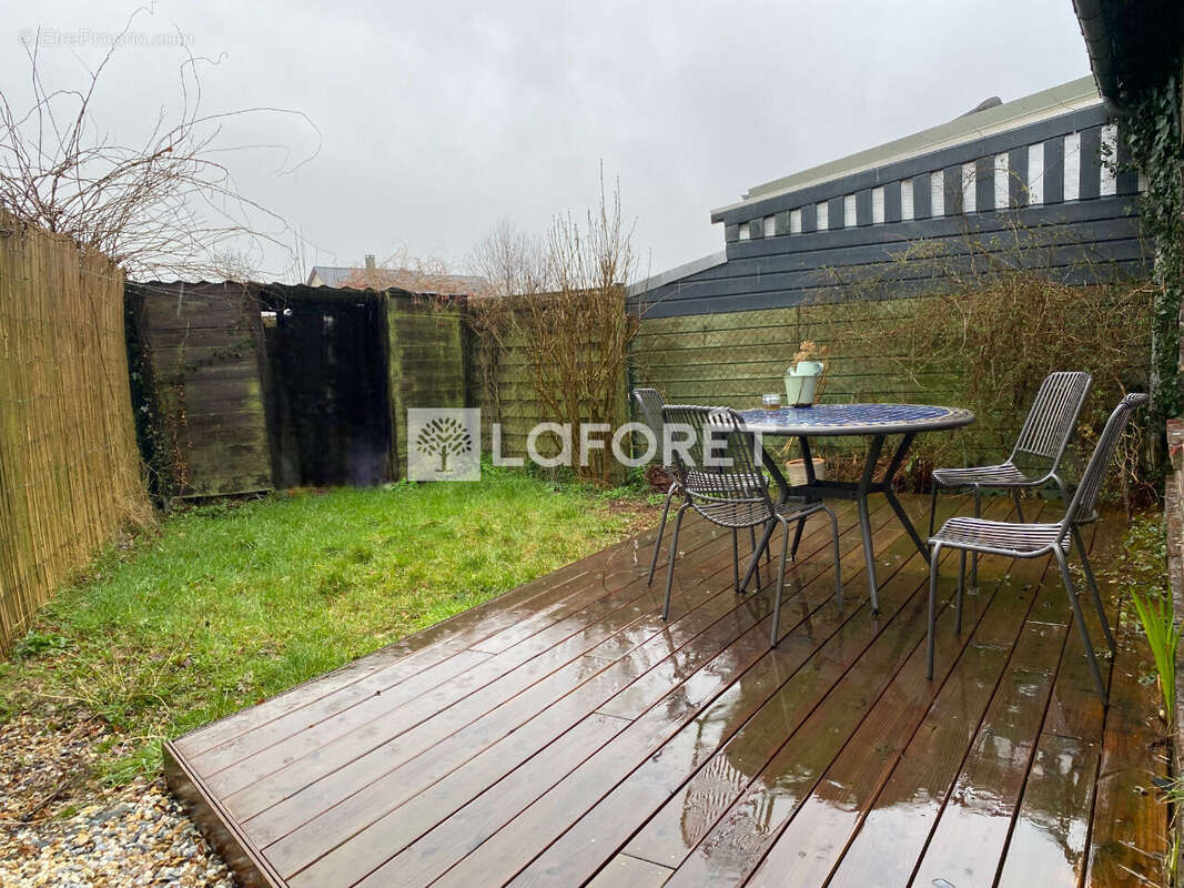 Maison à ISNEAUVILLE