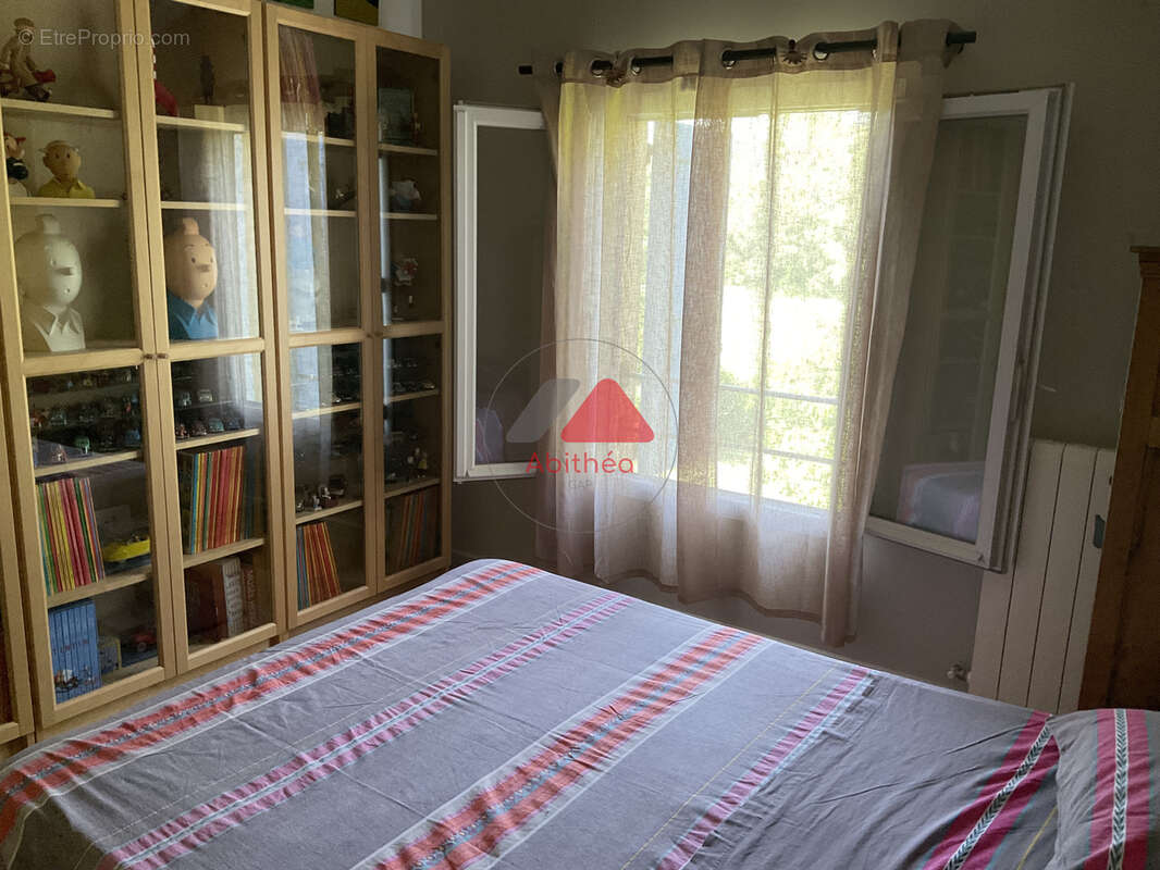 Maison à LARAGNE-MONTEGLIN