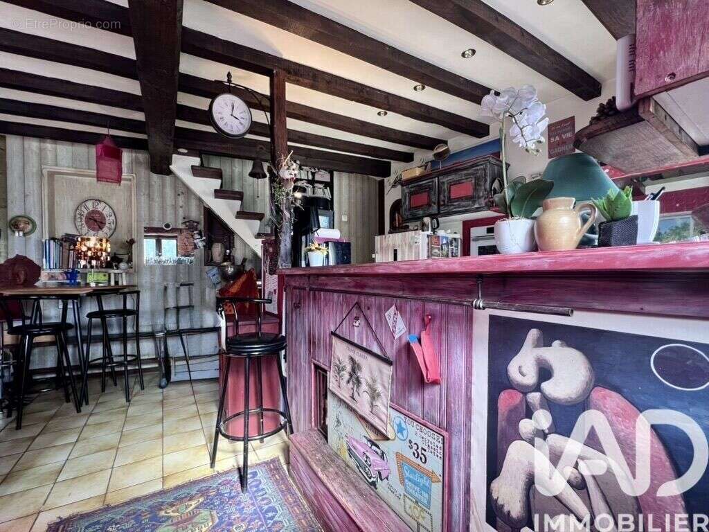 Photo 8 - Maison à COURZIEU