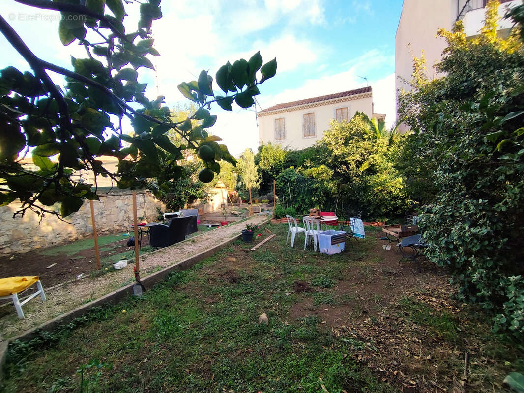 Toulon quartier pont neuf a vendre terrain 250 m2 - photo 2