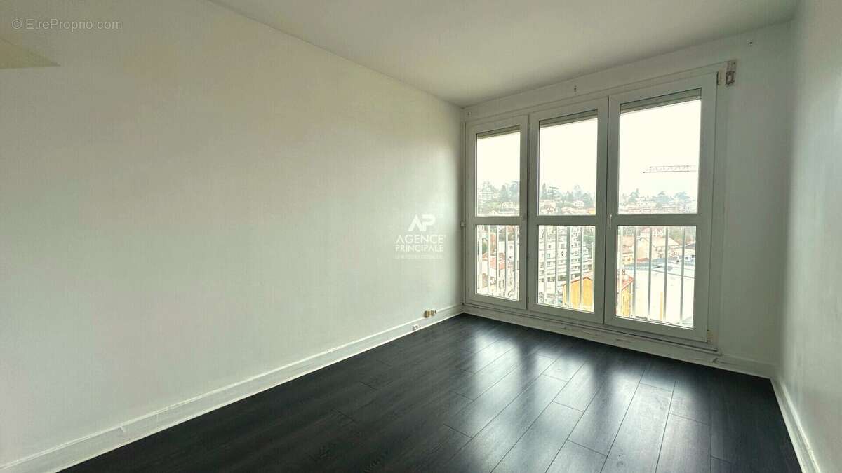 Appartement à CHAVILLE