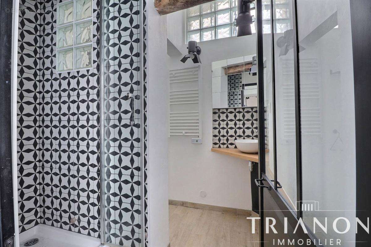 Studio – Centre historique – Calme sur cour – Saint-Germain-en-Laye - photo 7