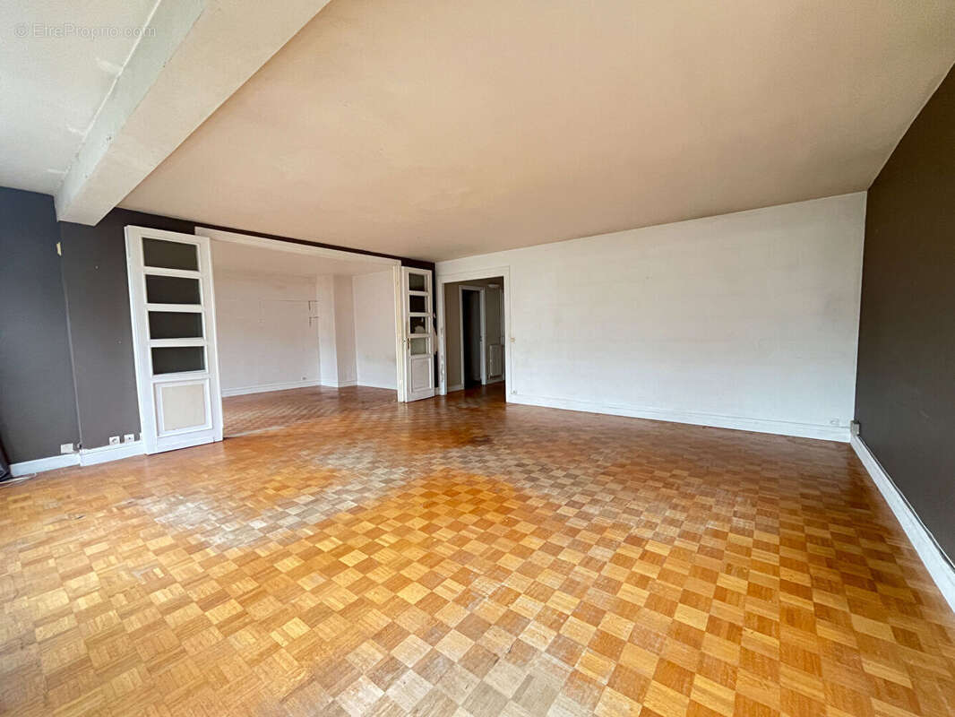 Appartement à SAINT-CLOUD