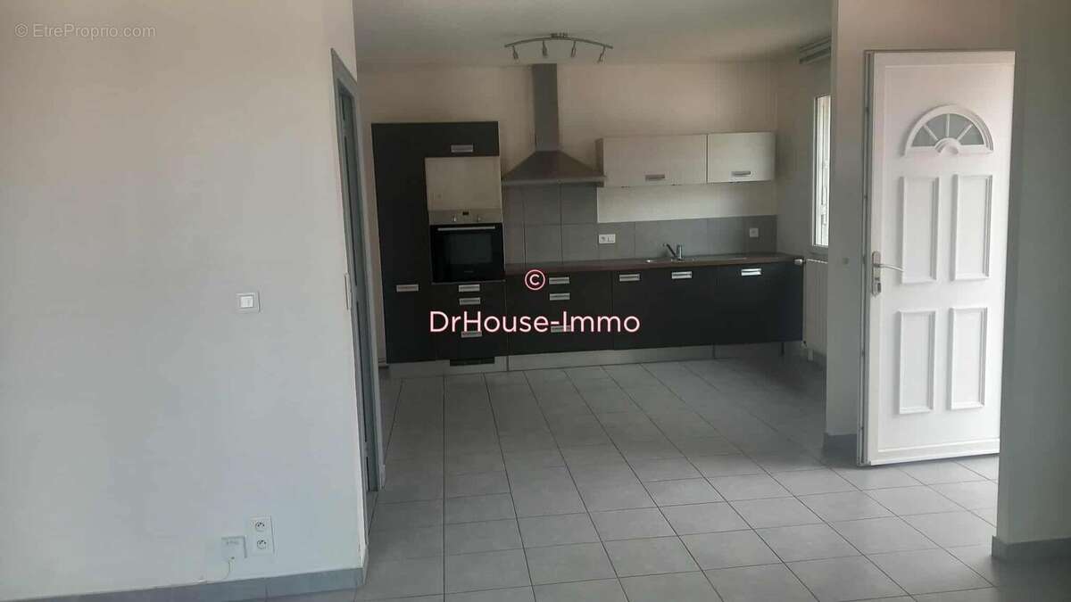 Appartement à BRIVES-CHARENSAC