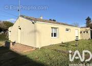 Photo 1 - Maison à D'HUISON-LONGUEVILLE