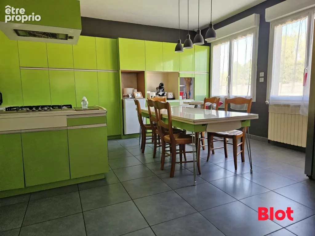 Maison 8 pièces 180 m² à vendre à Fougeres (35300) - photo 6