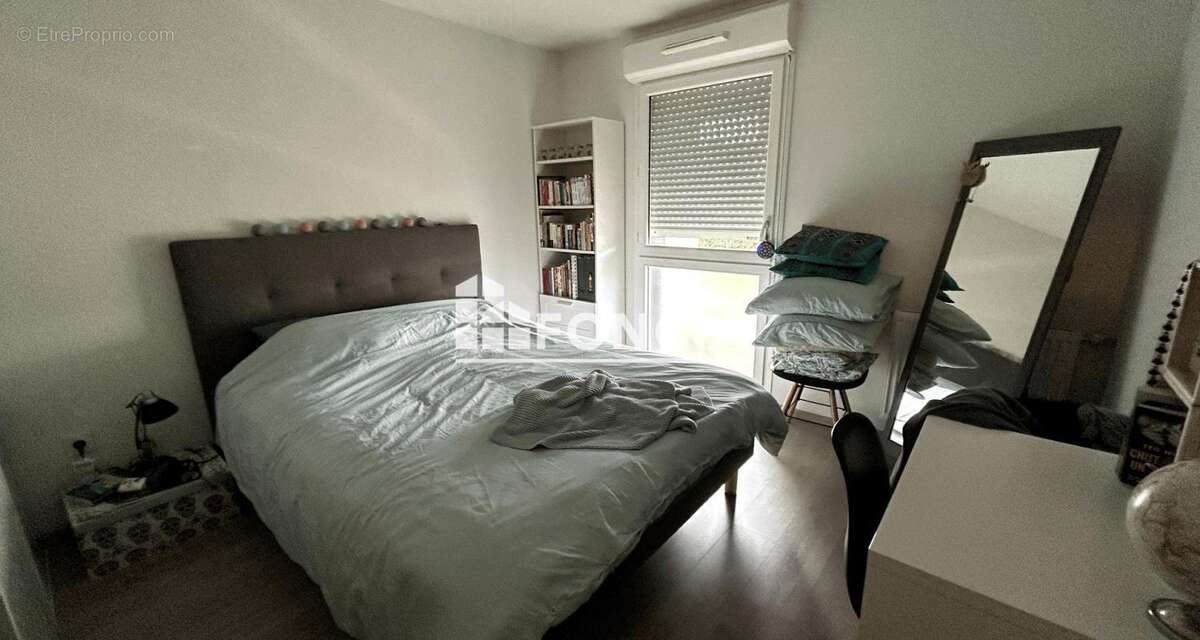 Appartement à PAREMPUYRE