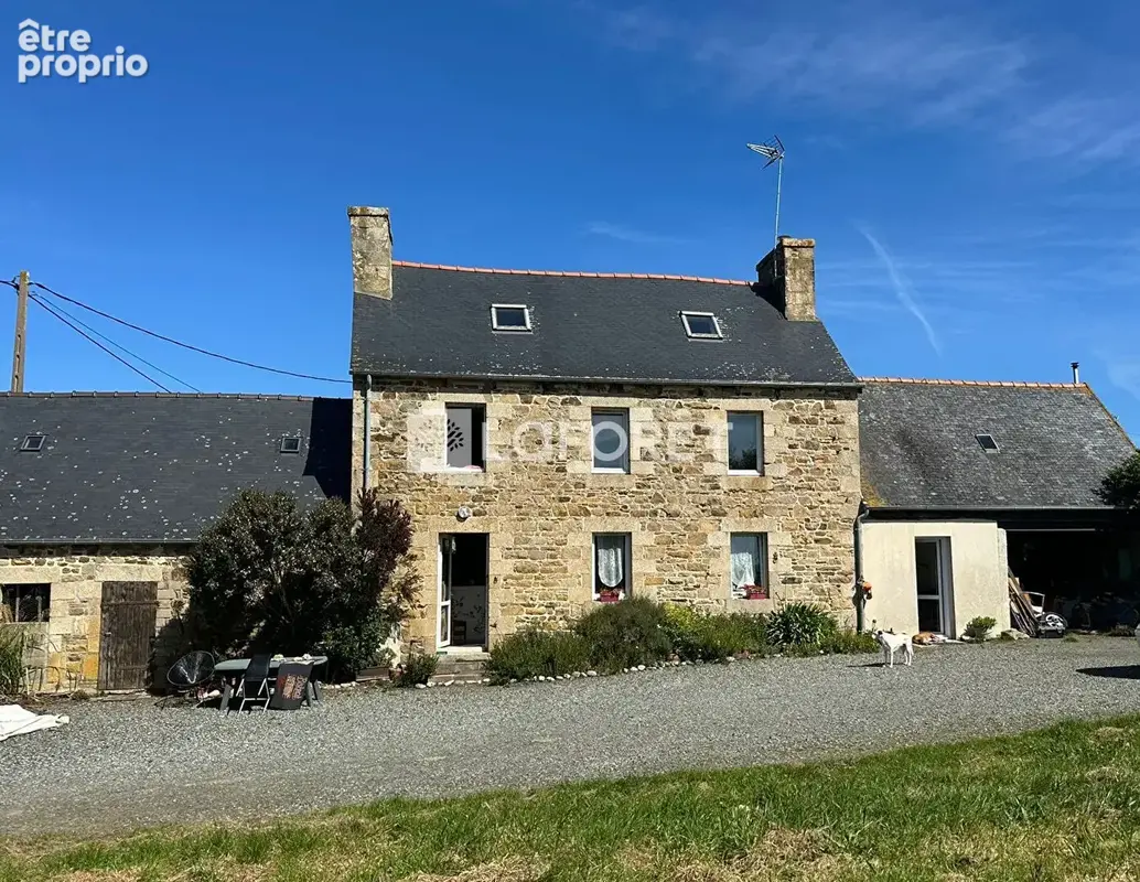 Maison à PENVENAN