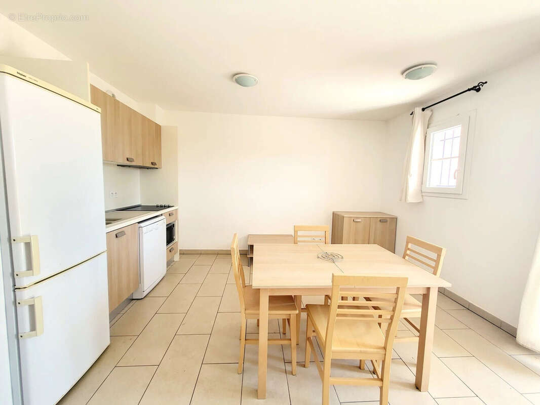 Appartement 40 m² à Sari-Solenzara  - photo 2