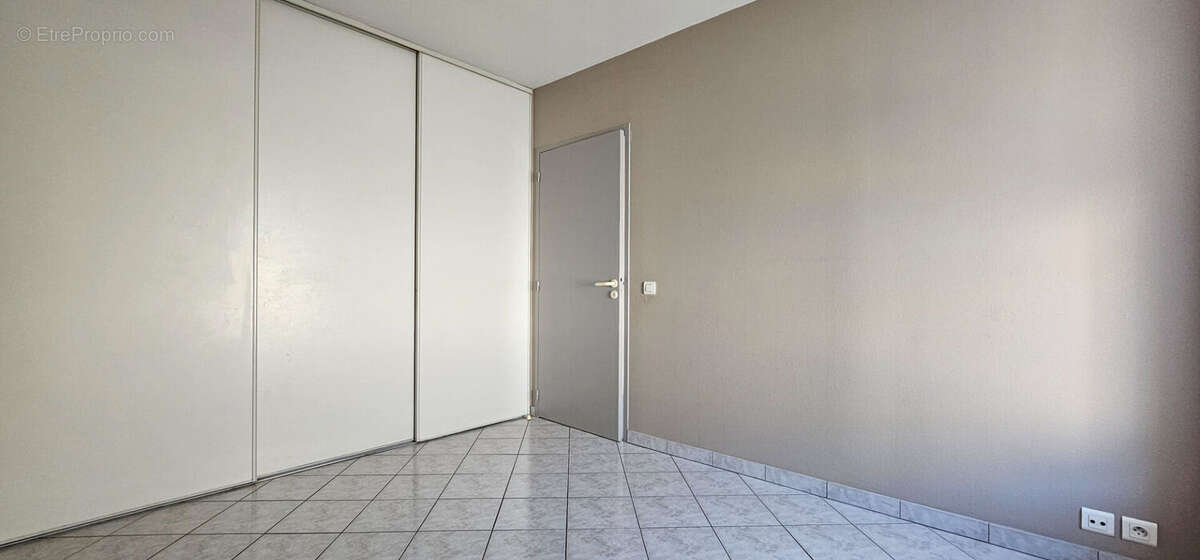 Appartement à SAINTES