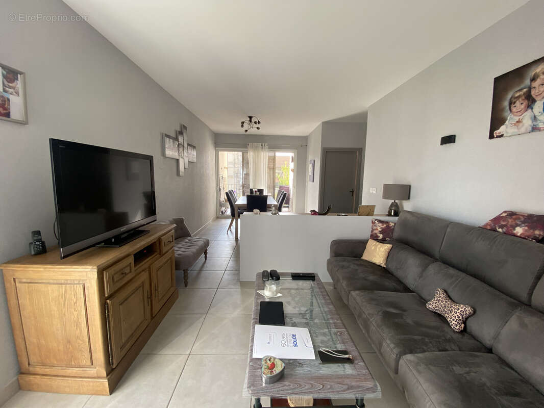 Appartement à SAINT-ETIENNE